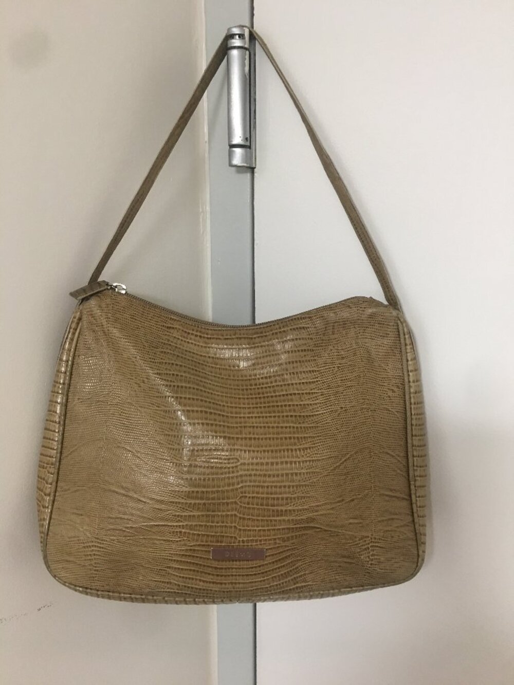 Vintage Desmo Embossed leather beige snakeprint shoulder bag